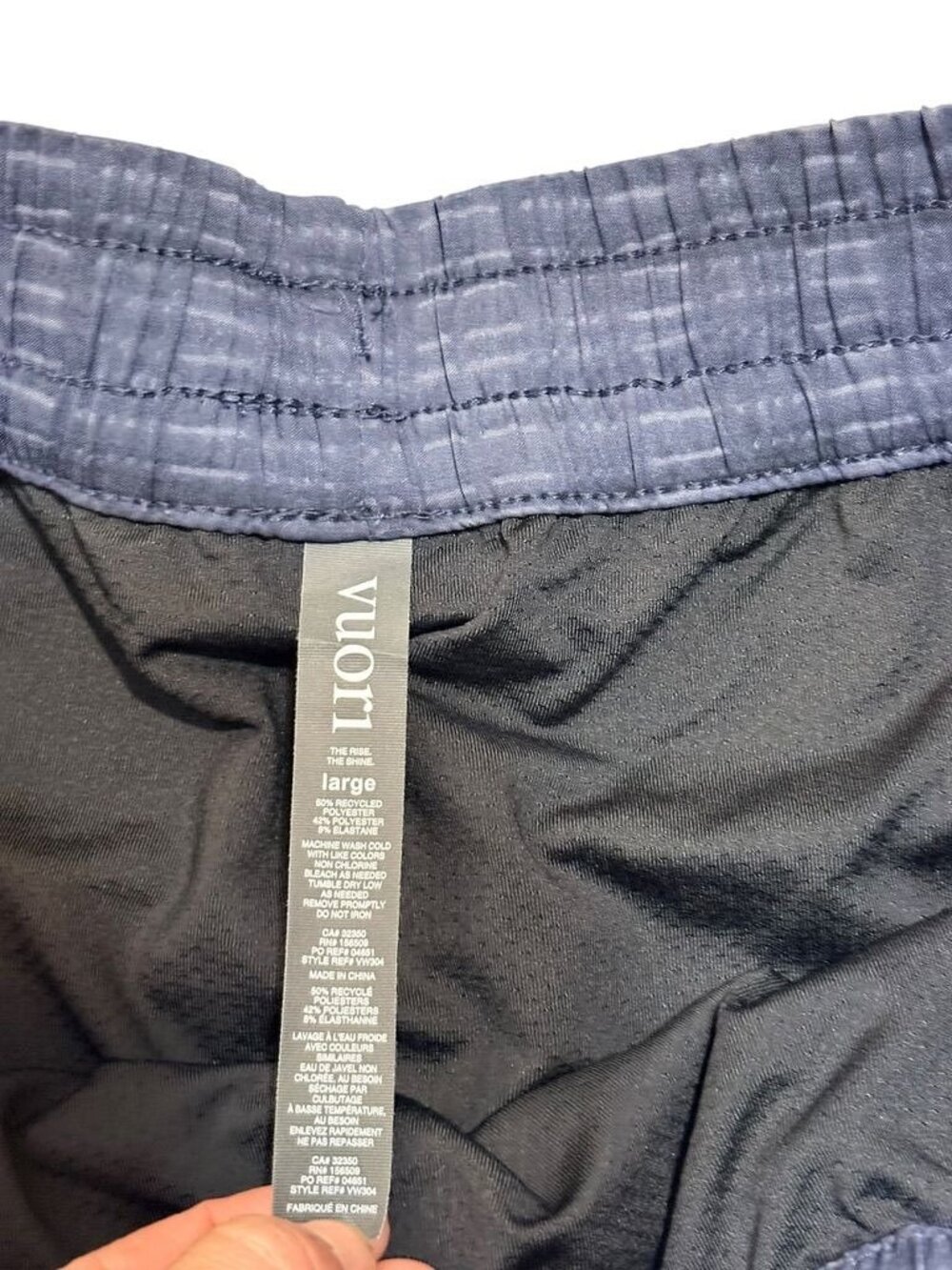 NWT Vuori Clementine Shorts Large Ink Shibori Grid Blue Print 2" Active Run Gym - Picture 5 of 7